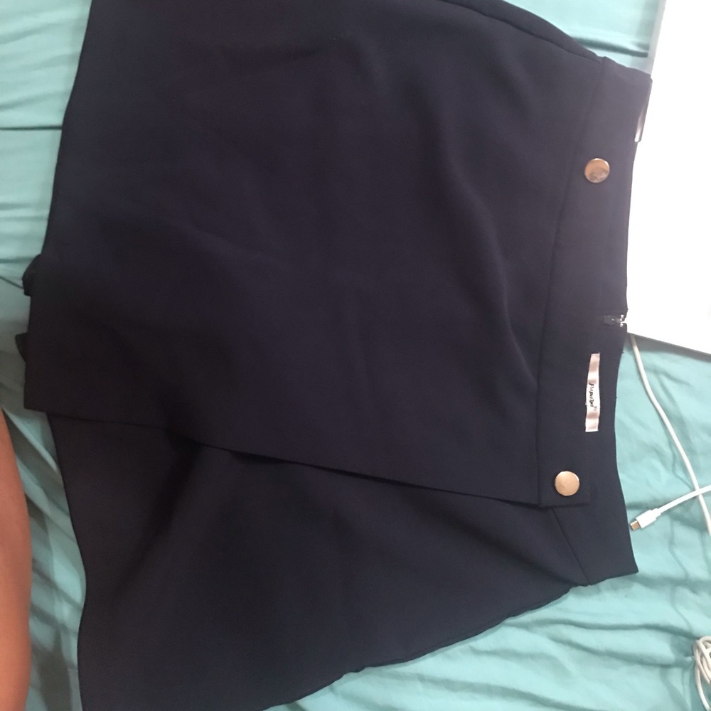 Skort